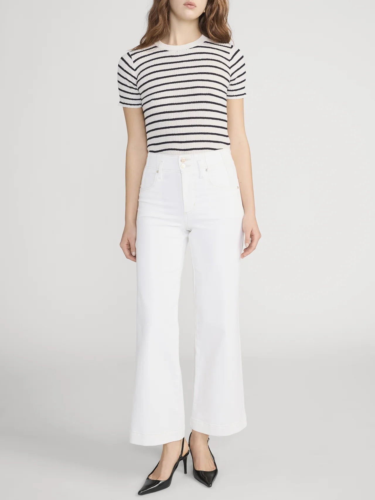 Frame Seamed Wide Trouser Crop in Au Natural Cream
