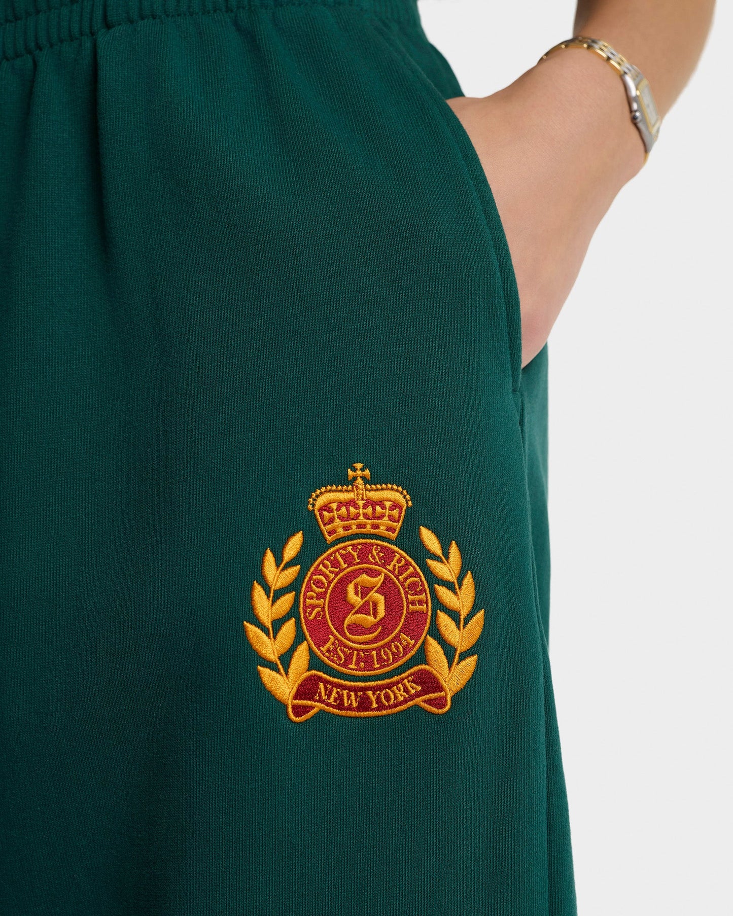 Sporty & Rich NY Crest Embroidered Wide Sweatpant in Forest