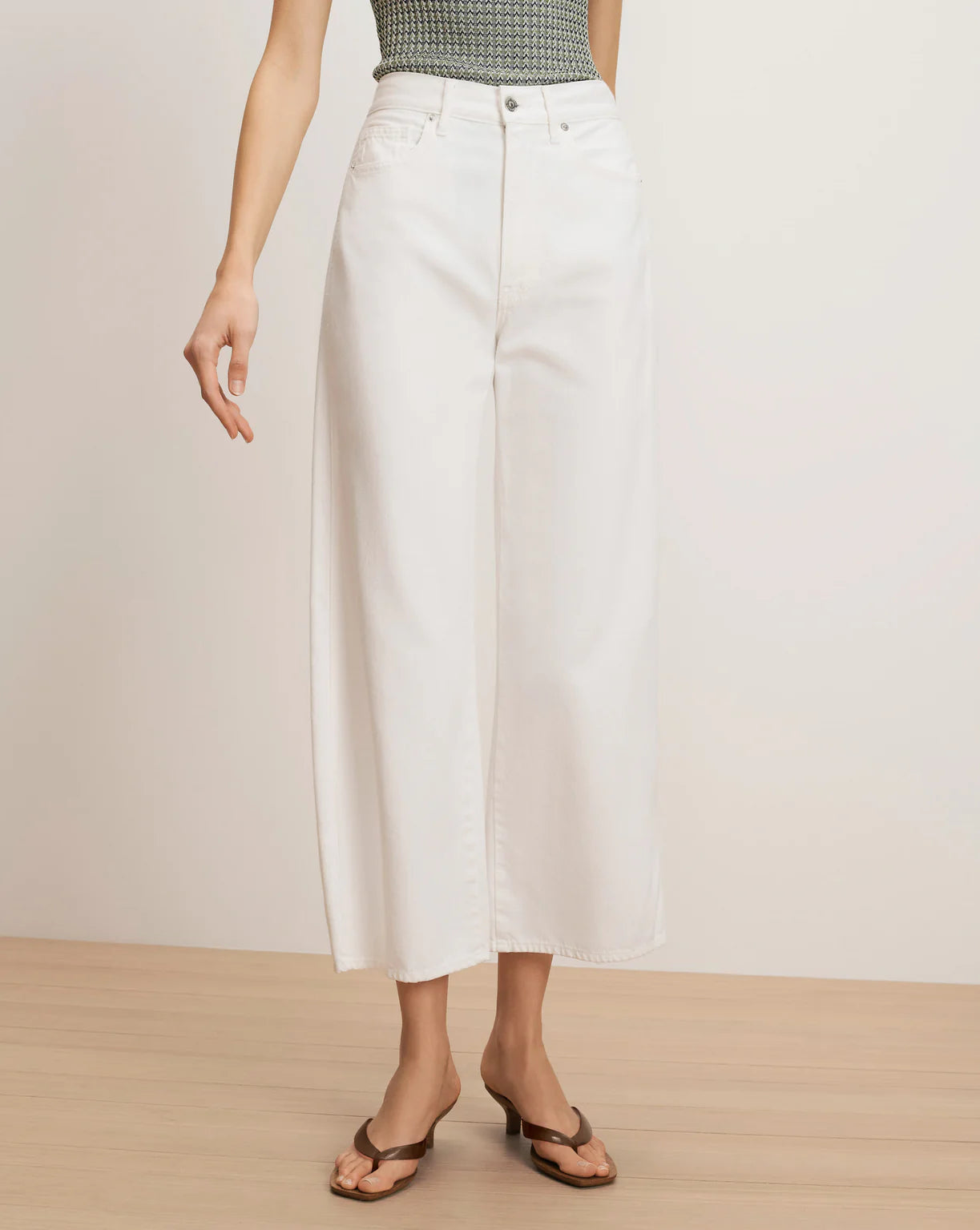 Veronica Beard Taylor Cropped Wide-Leg Jean in White
