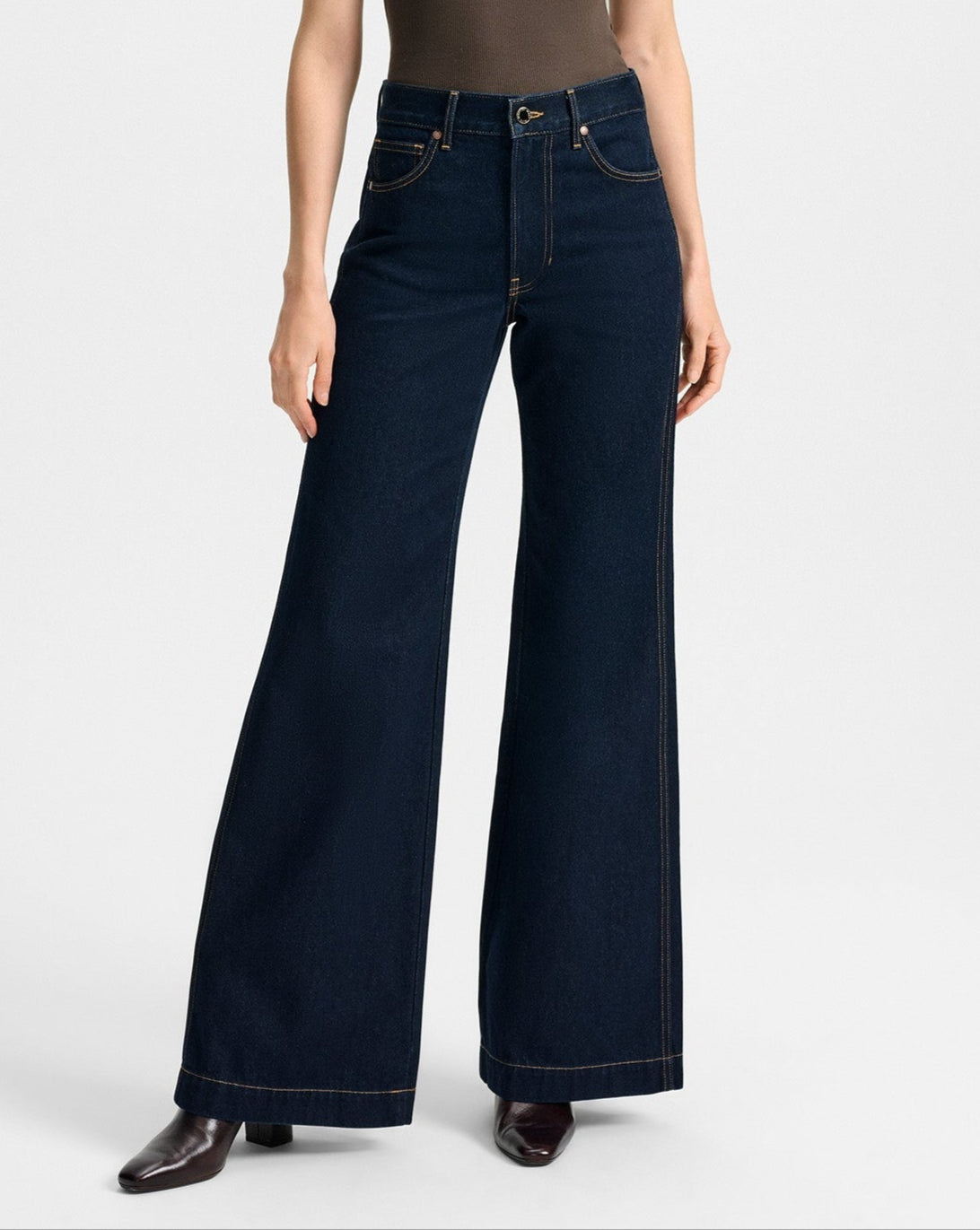 Veronica Beard Kasey Wide-Leg Jean in Indigo Rinse