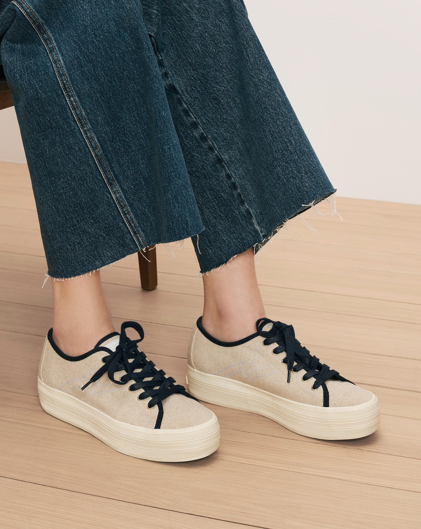 Veronica Beard True Platform Sneaker in Sand/Navy