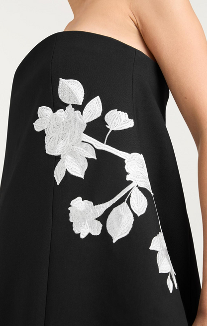 Cinq à Sept Trailing Floral Irla Dress in Black/Ivory
