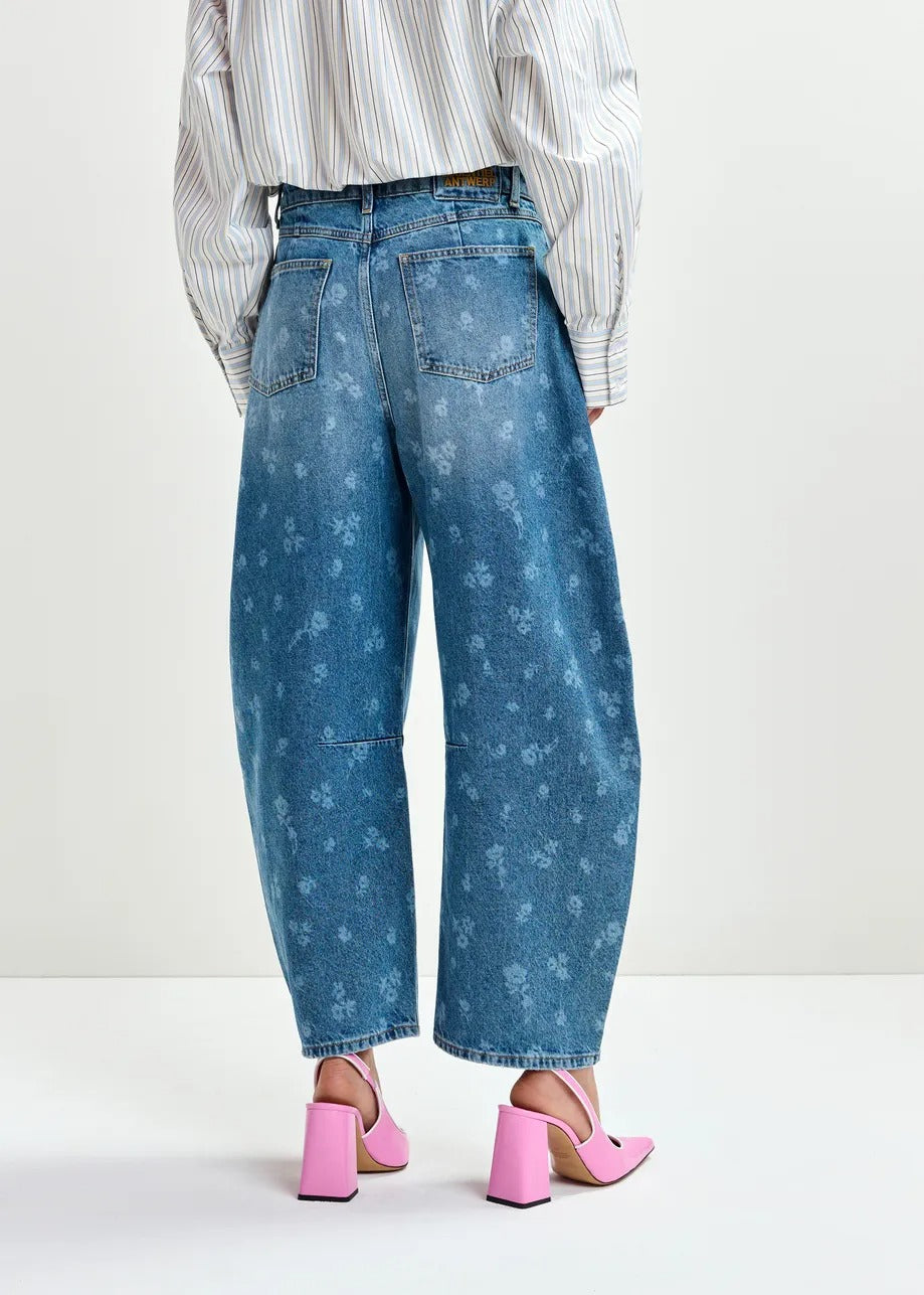 Essentiel Antwerp JO1 Barrel Leg Jeans in Quiet Pool