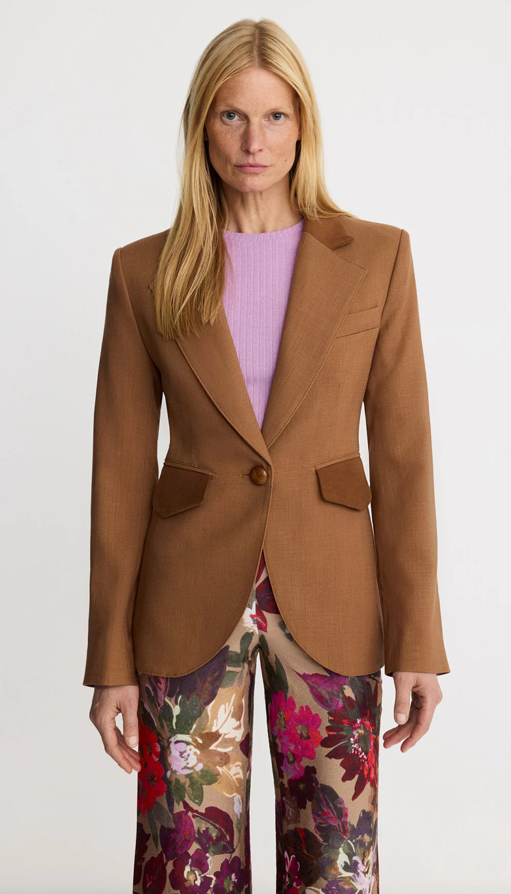 Smythe Blocked Seamed Blazer in Saddle