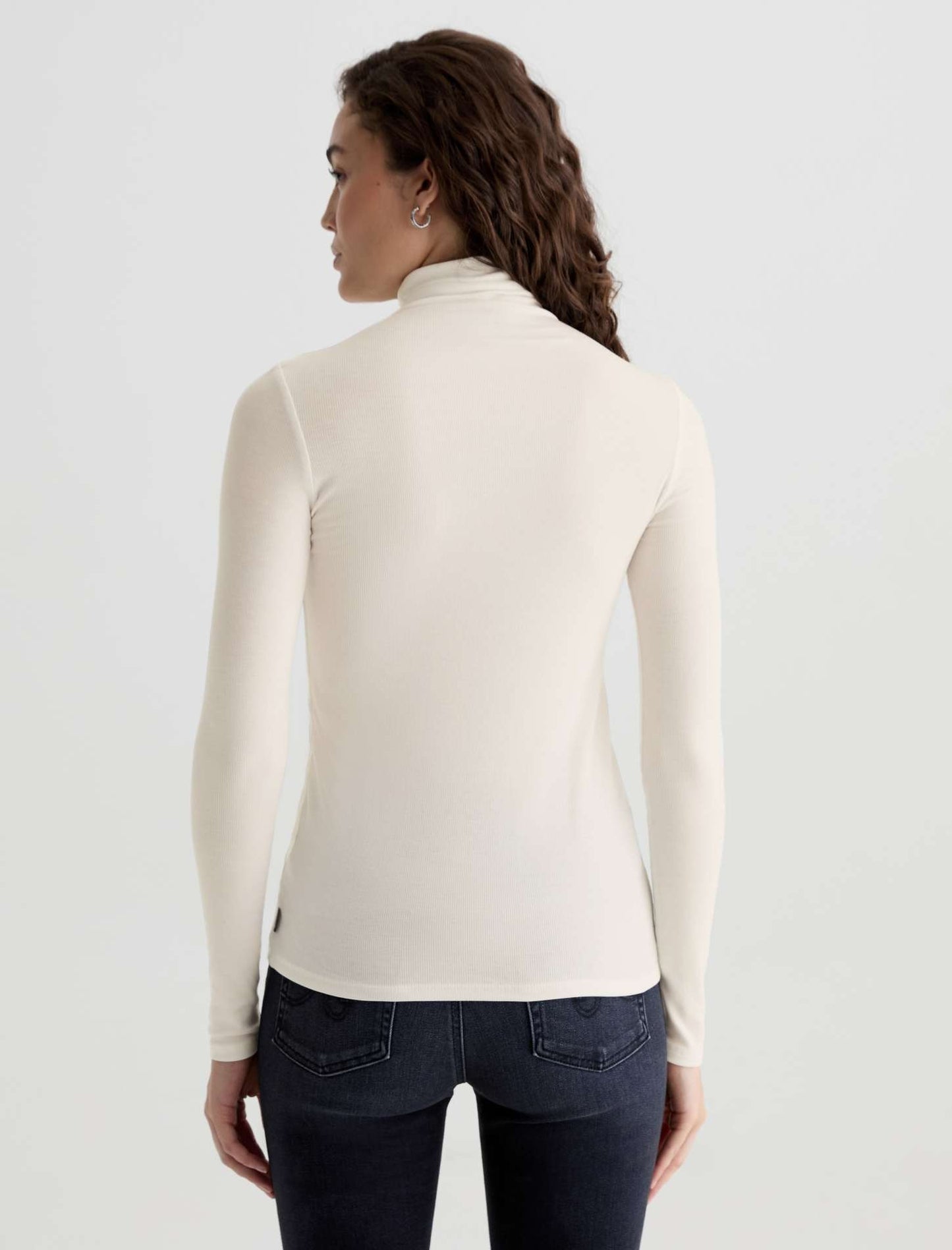 AG Jeans Chels Turtleneck in Powder