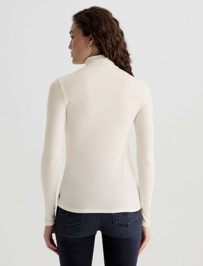 AG Jeans Chels Turtleneck in Powder