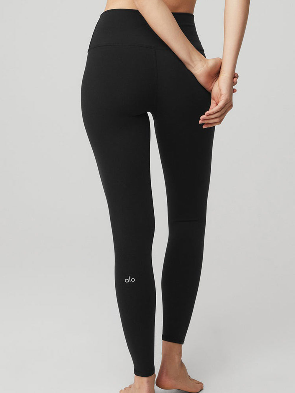 7/8 High-Waist Airbrush Legging in Soft Seagrass by Alo Yoga - Work Well  Daily
