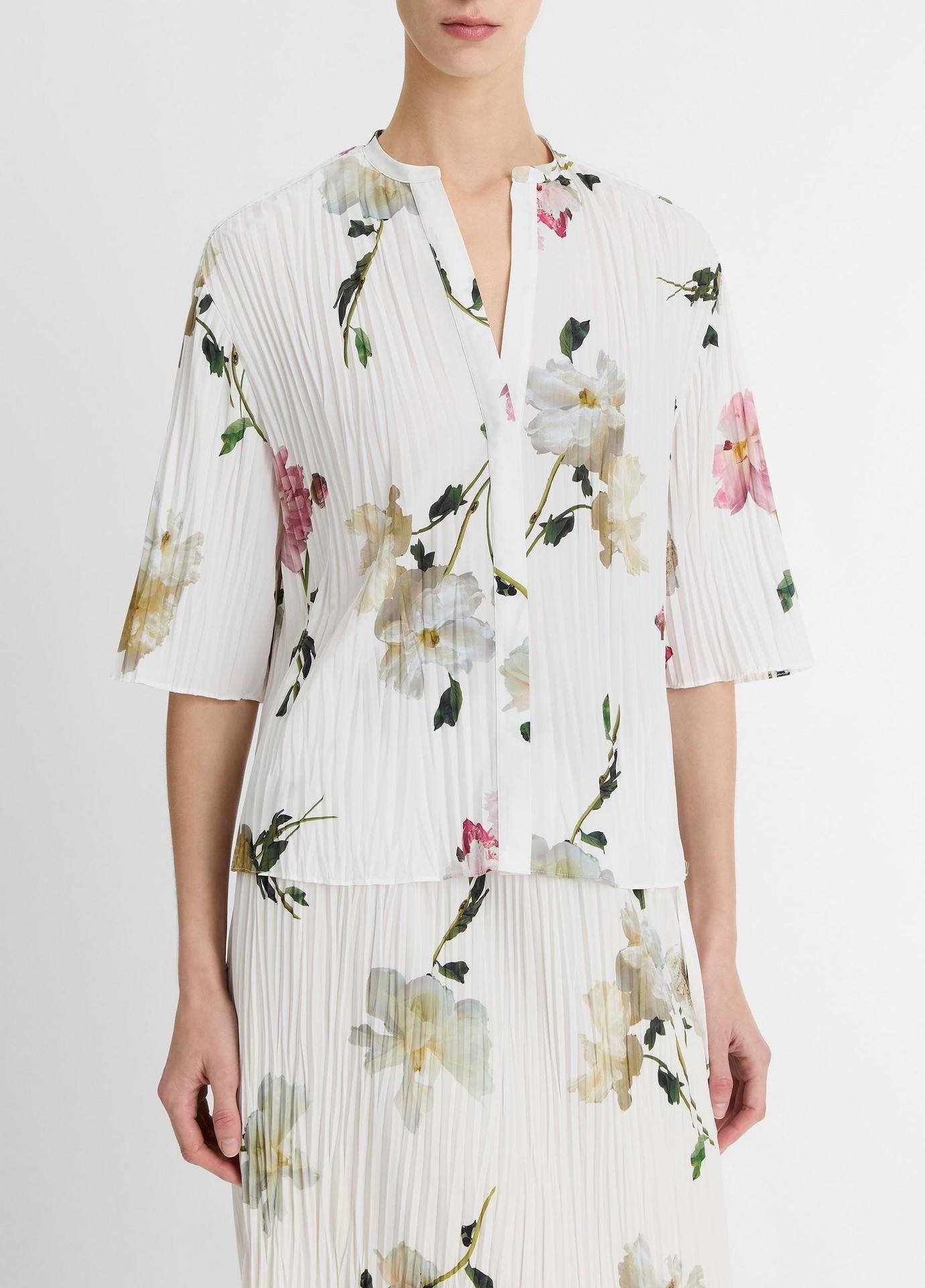 Vince Wilted Peony Pleated Band Collar Shirt in White Peony
