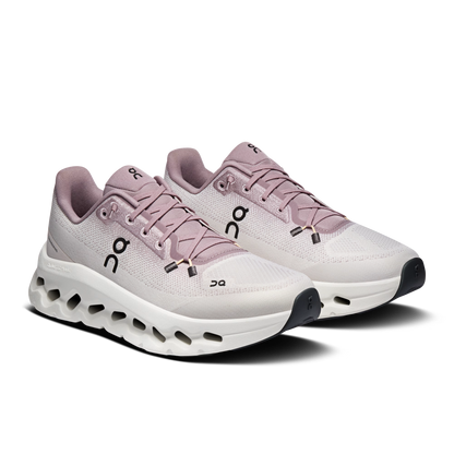 On Running Women's Cloudtilt in Heron/Dew