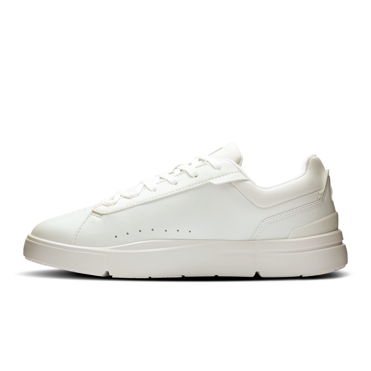 On Running Women's The ROGER Advantage in White/White