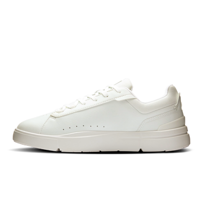 On Running Women's The ROGER Advantage in White/White