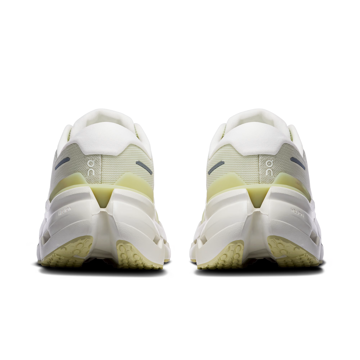On Running Women's Cloudrunner 3 in Seedling/Ivory