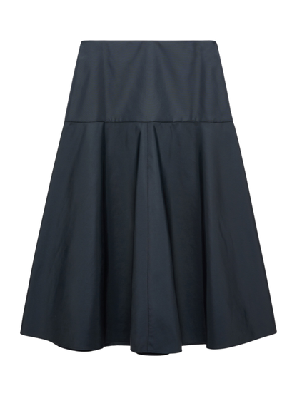 Dorothee Schumacher Sporty Elegance in Midnight Navy