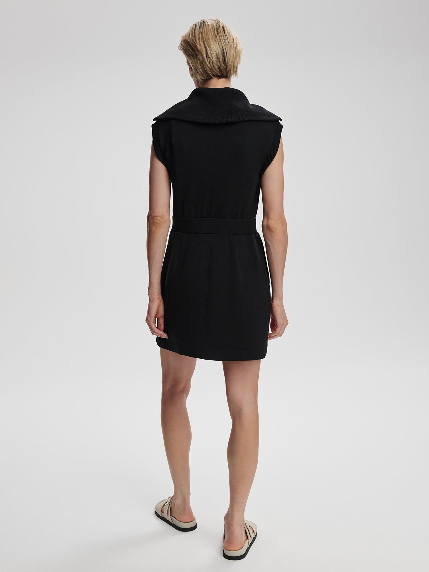 Varley Rebecca Zip Through Dress in Black