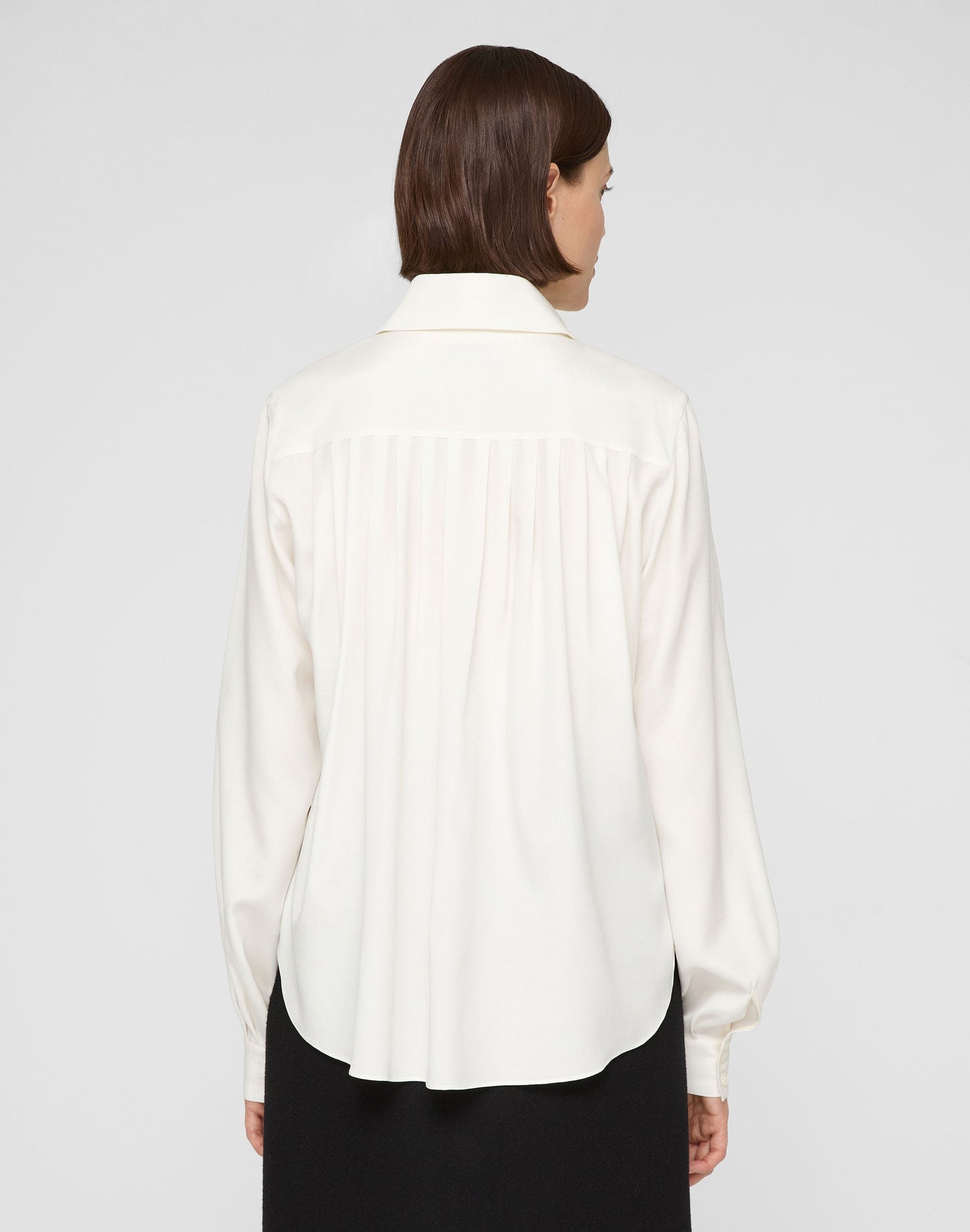 Lafayette 148 Organic Silk Stretch Georgette Pleated Back Blouse in Cloud