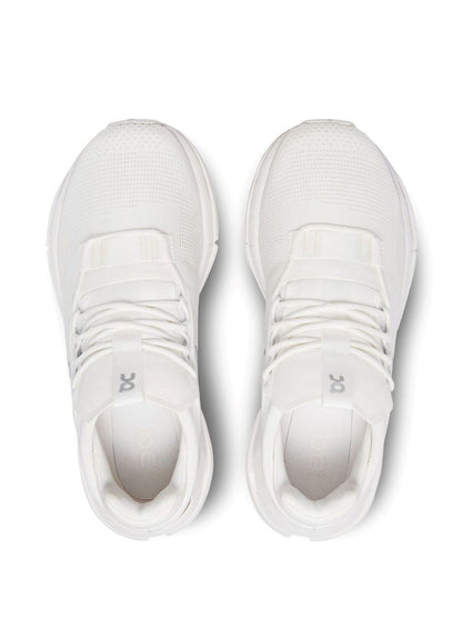 On Running Cloudnova Sneaker Undyed White/White